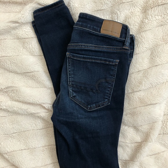 American Eagle Outfitter High-Waisted                          Size 2 Regular - Picture 2 of 6